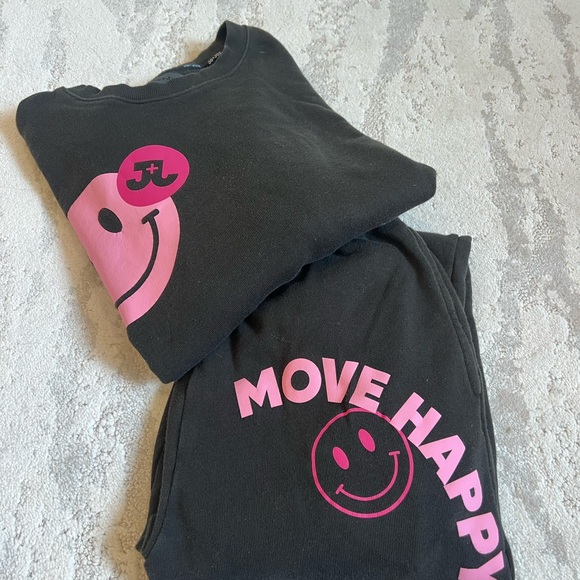 Move Happy Black and Pink Sweatshirt Set - Picture 1 of 3